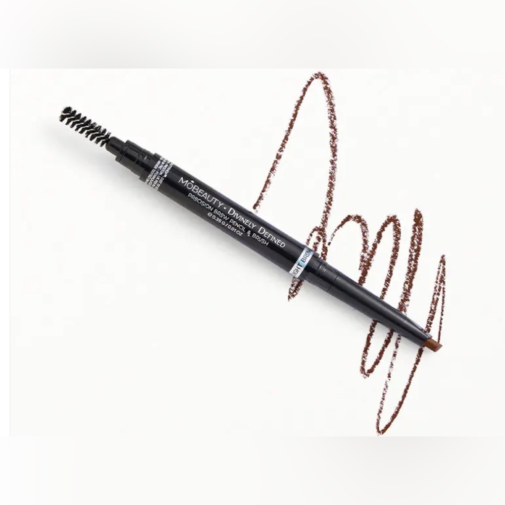 MO BEAUTY
Divinely Defined Precision Brow Pencil & Brush in Light Brown